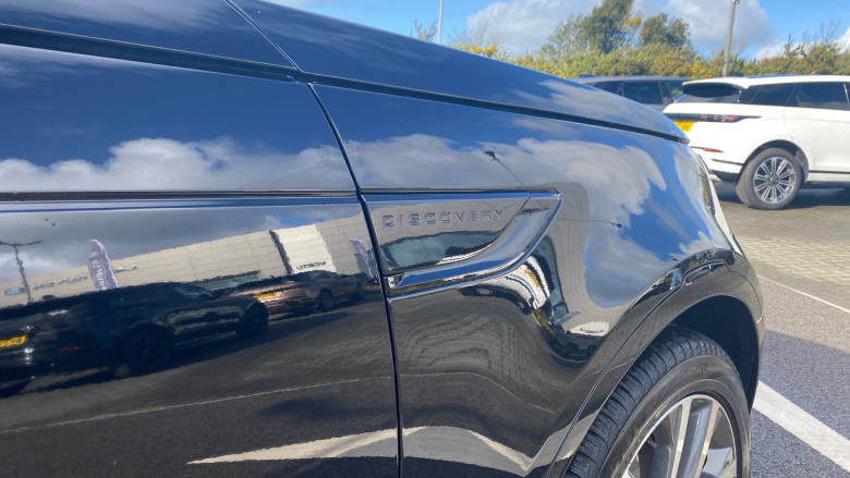 Land Rover Discovery 3.0 D350 Dynamic SE 5dr Auto Diesel Station Wagon